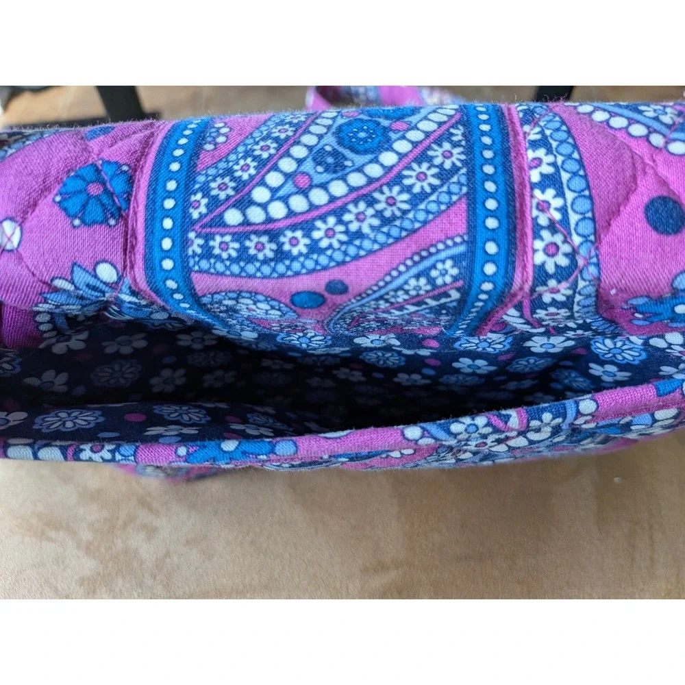 Vera Bradley‎ Petal Paisley Messenger Crossbody Bag Retired Pink Blue Navy